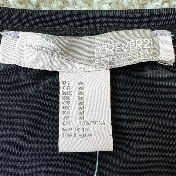 Forever 21 NWT Long Sleeve Crop Top, Black, Size M - Picture 5 of 6